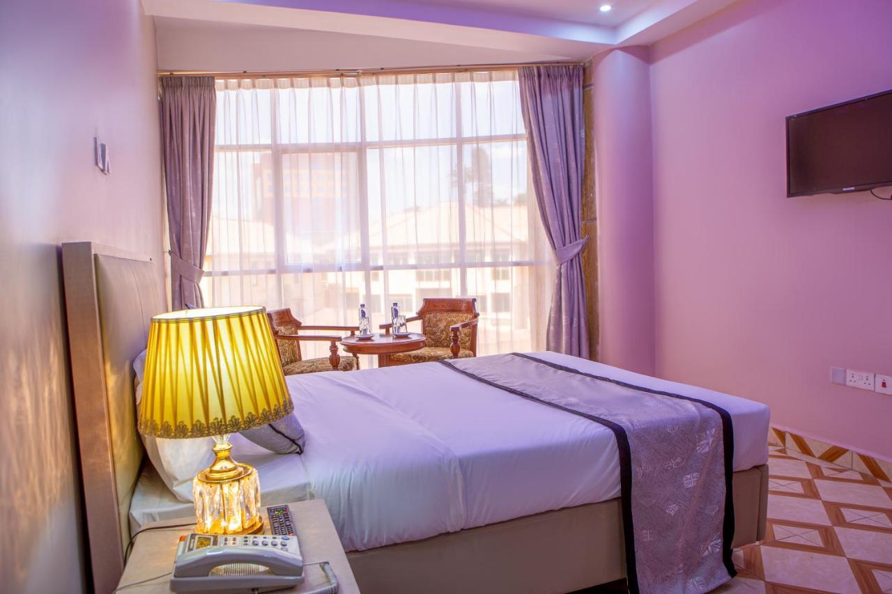 Bukandula Hotel คัมพาลา ภายนอก รูปภาพ