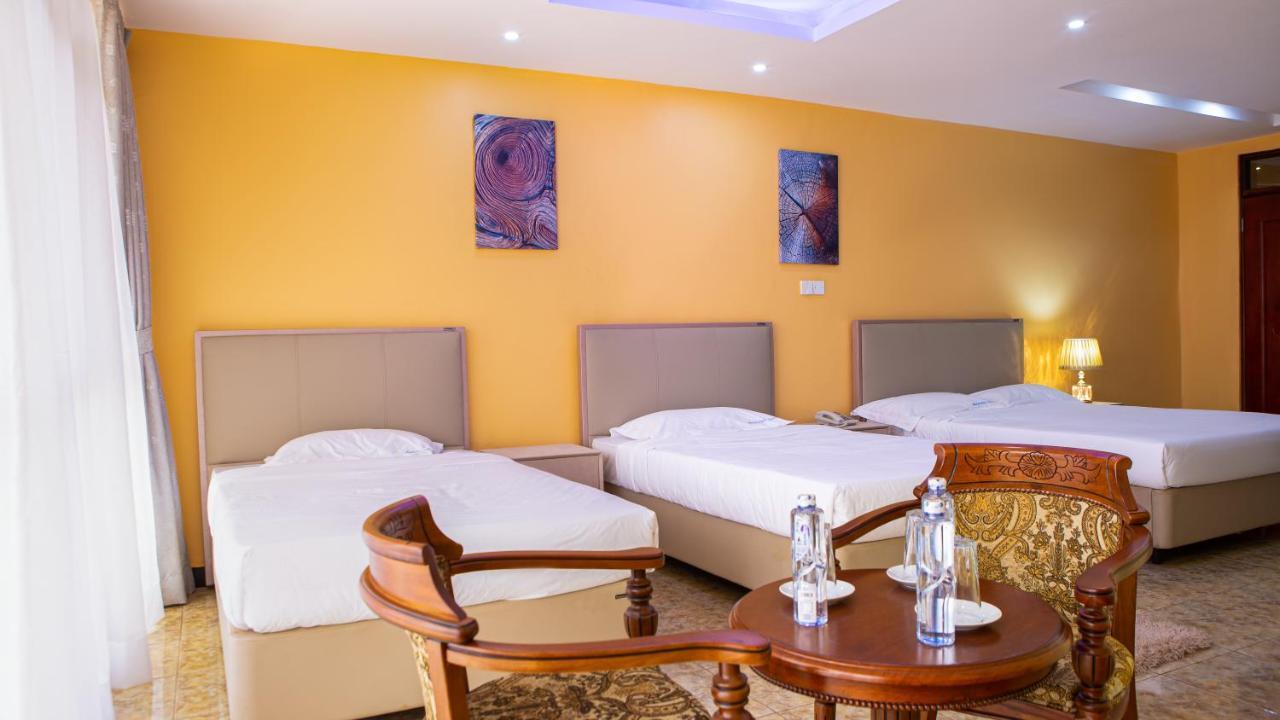 Bukandula Hotel คัมพาลา ภายนอก รูปภาพ
