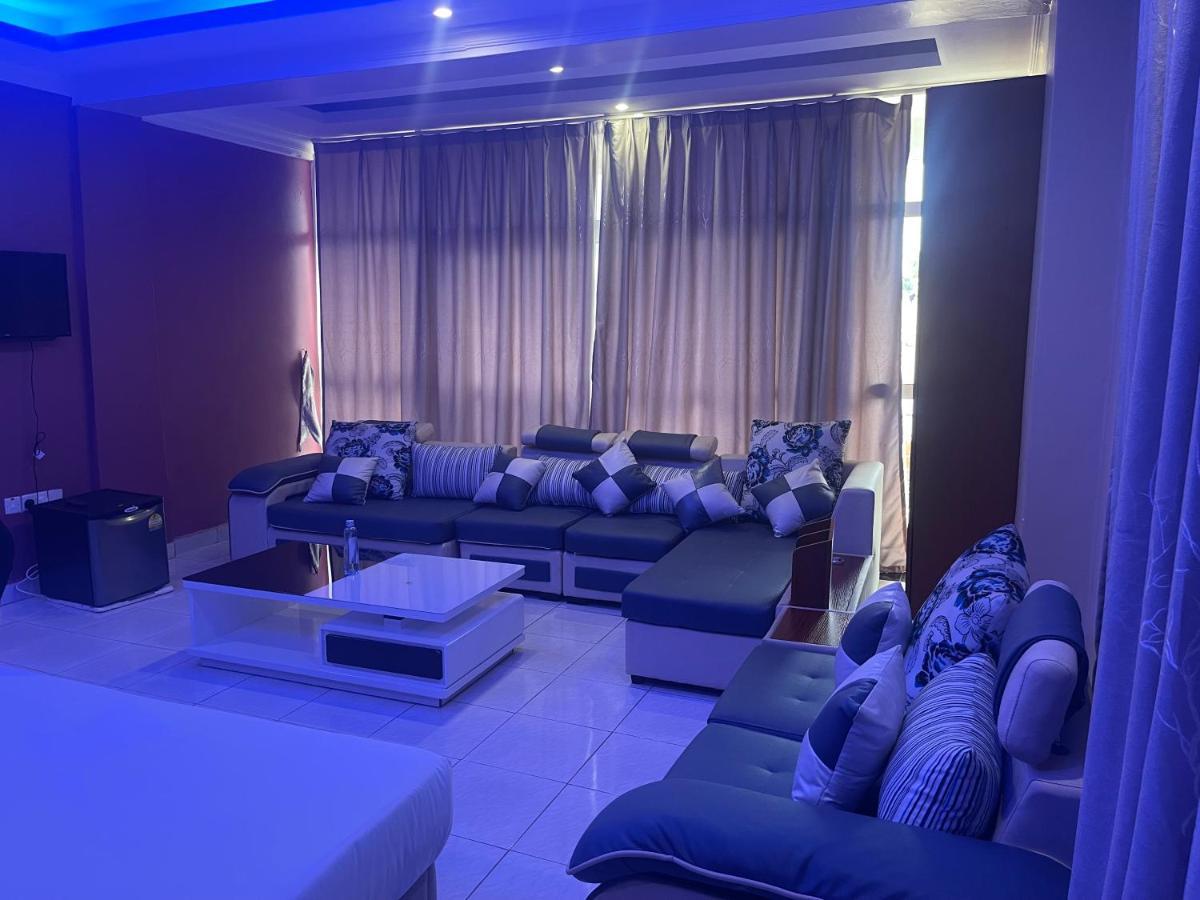 Bukandula Hotel คัมพาลา ภายนอก รูปภาพ