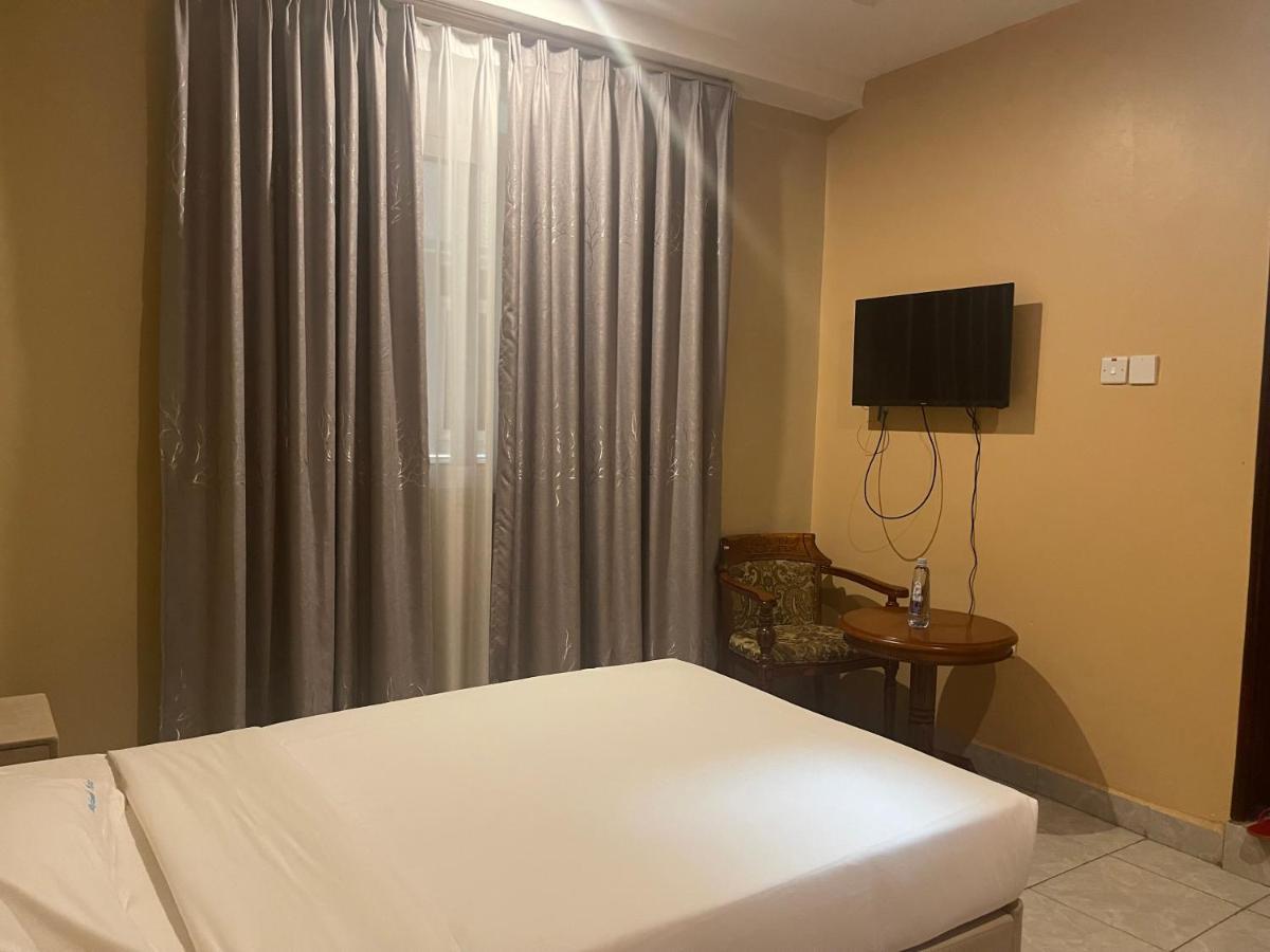 Bukandula Hotel คัมพาลา ภายนอก รูปภาพ